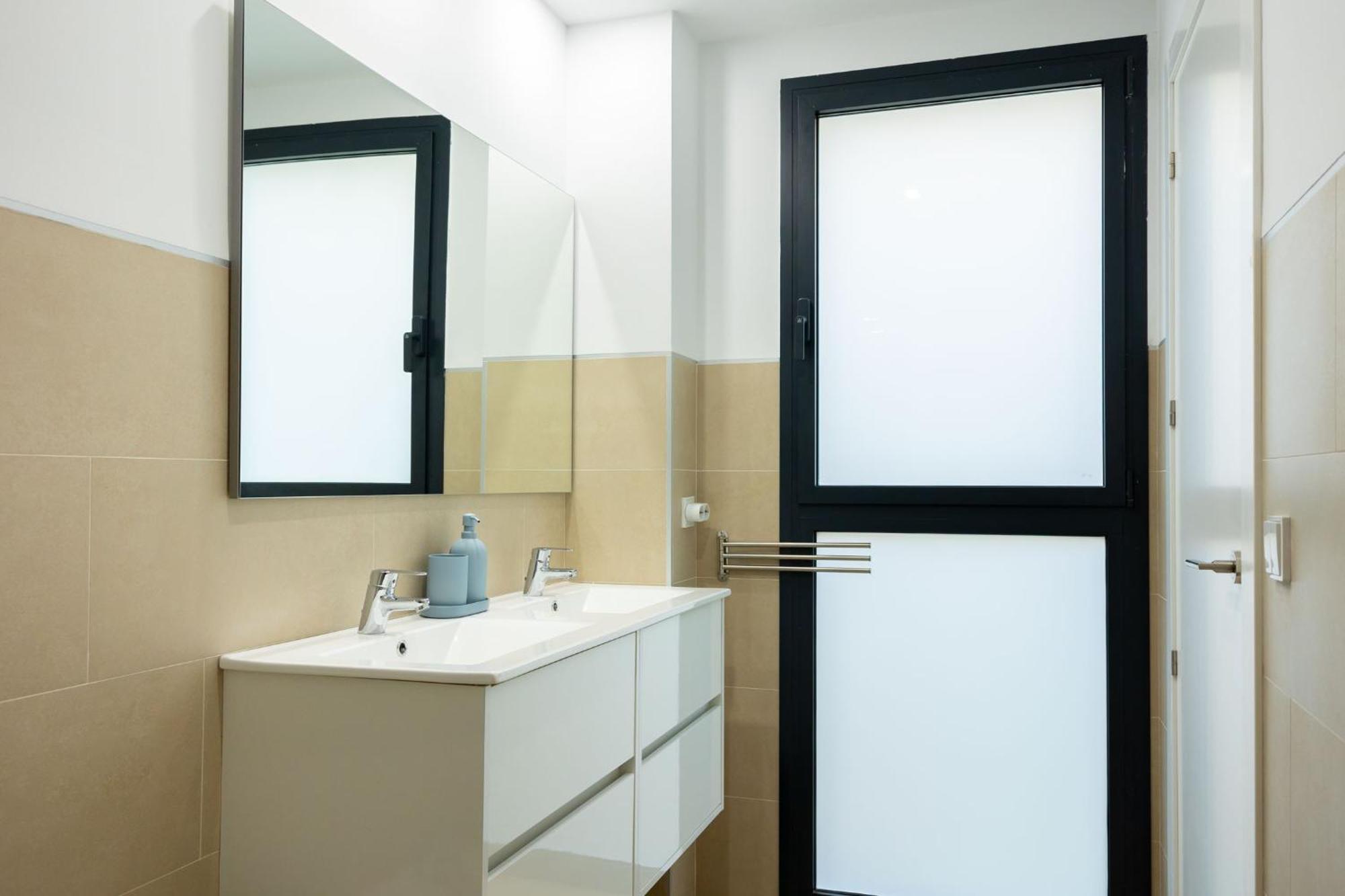 Charming 2 Bedroom Apartment By Torre Del Oro By Ocityzen 塞维利亚 外观 照片