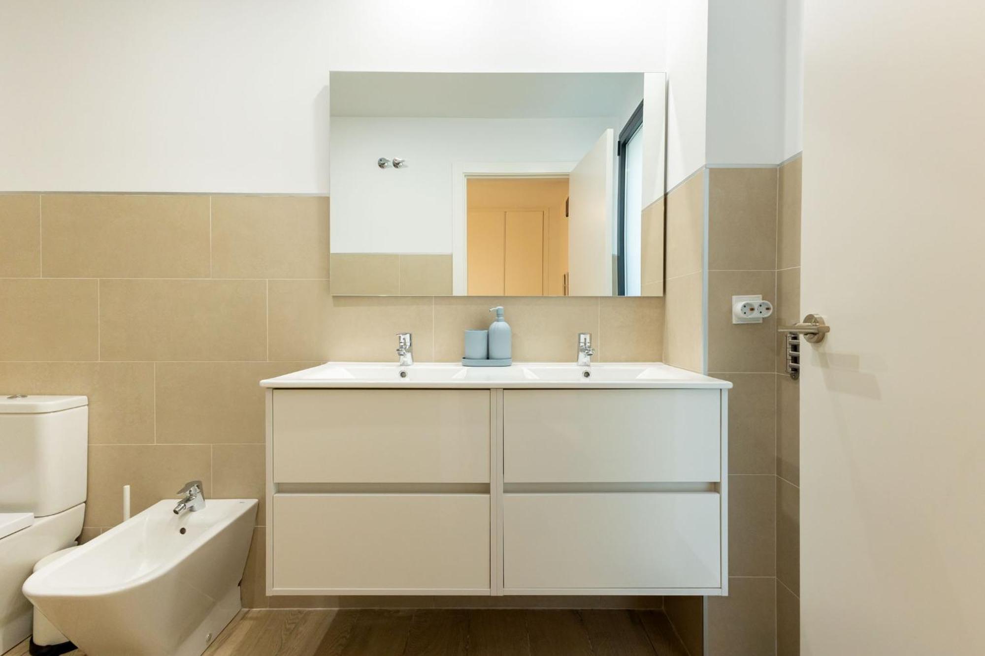 Charming 2 Bedroom Apartment By Torre Del Oro By Ocityzen 塞维利亚 外观 照片